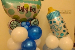 بادکنک کالسکه و شیشه شیر نوزاد